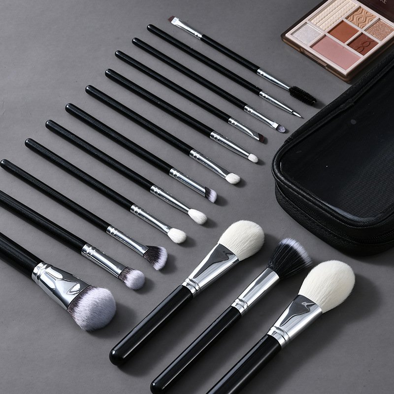 MBSP01 Animal Hair Makeup Brush - Image 3